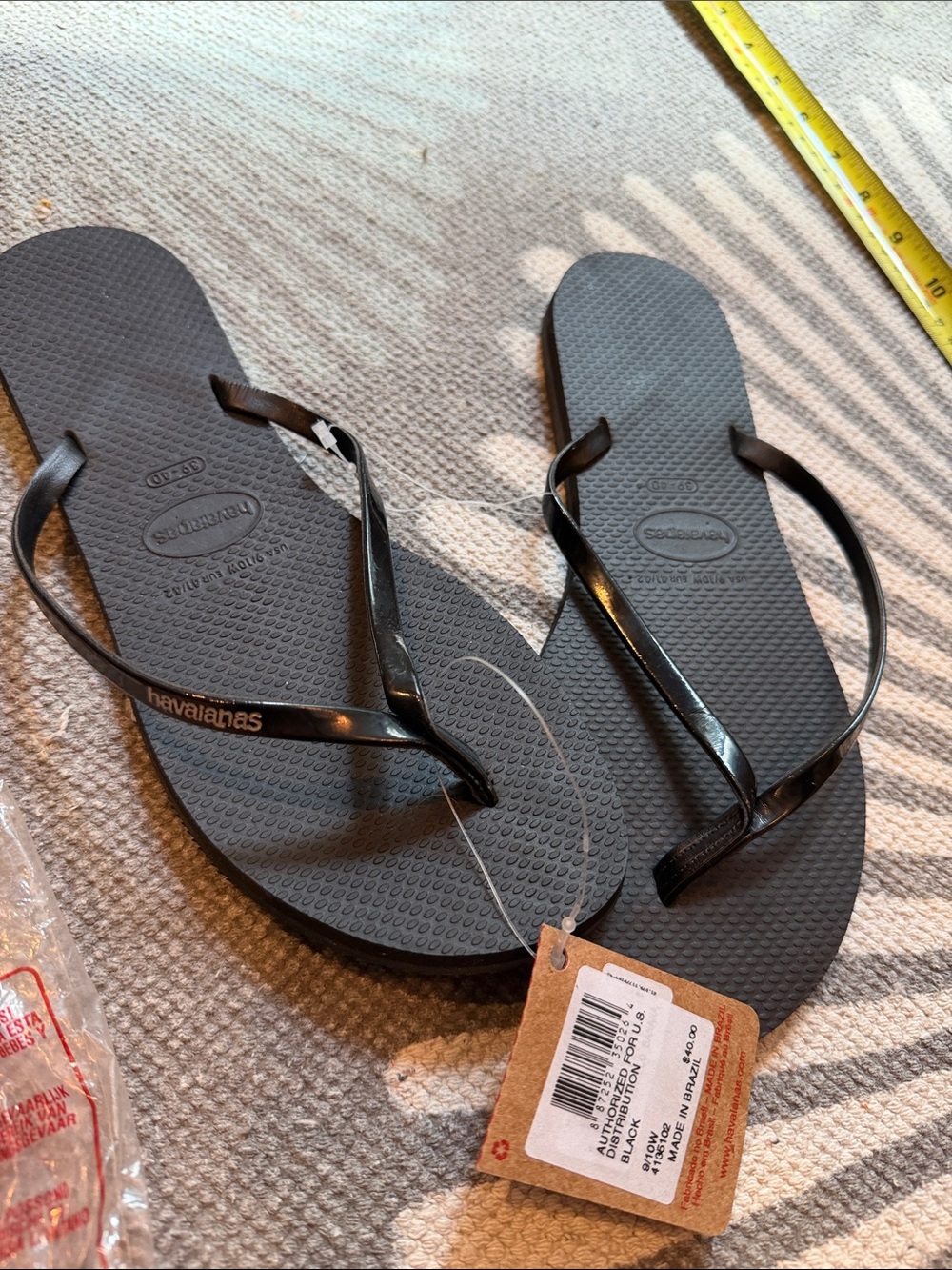 Havaianas Women’s Slim Flip Flops in Black NWT
